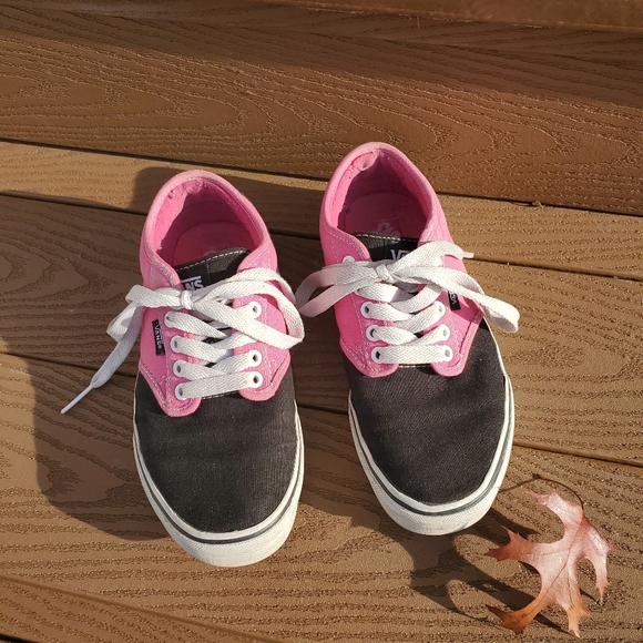 Vans Shoes - 💥SALE Van's Shoes